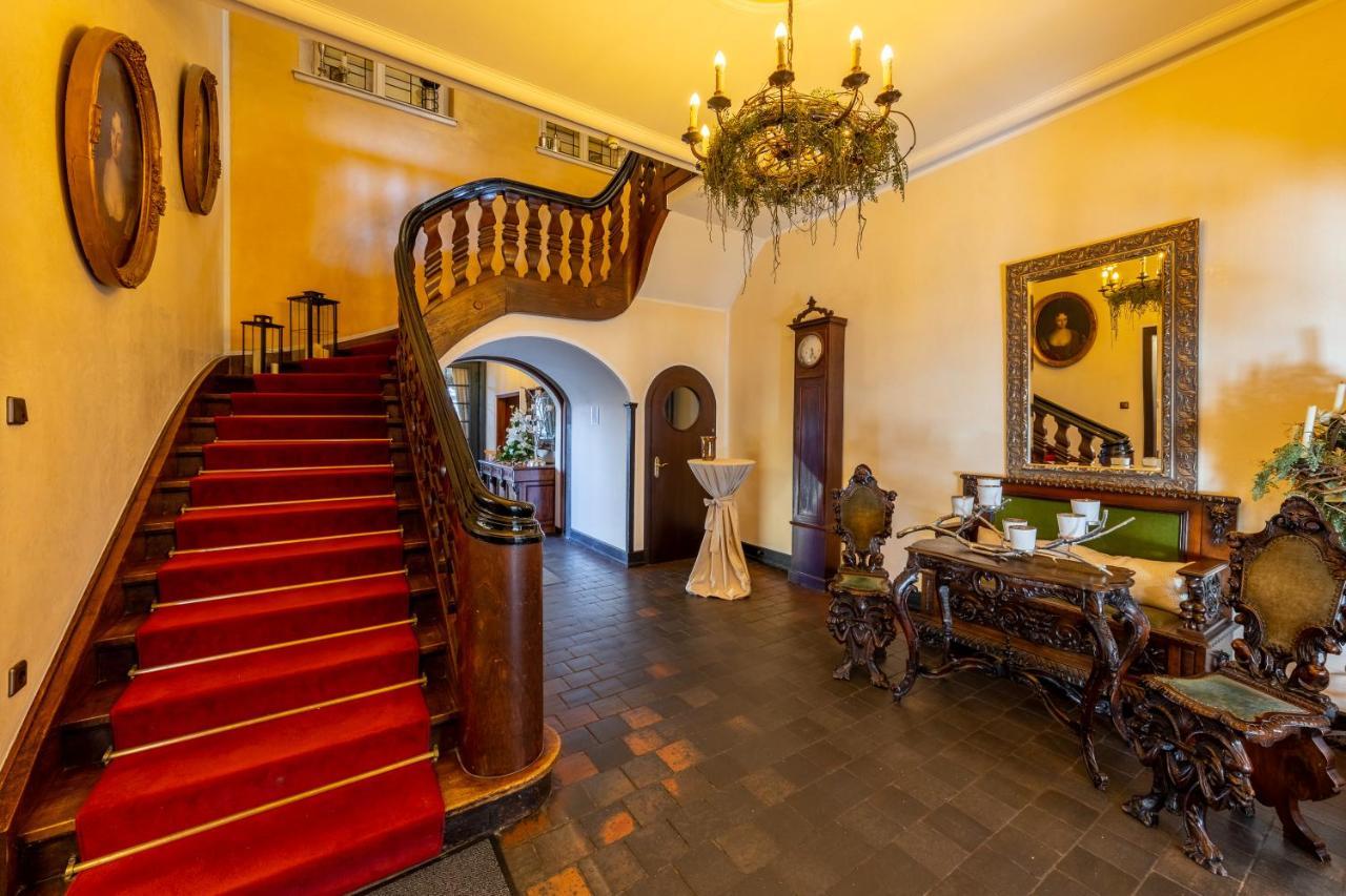 Jagdschloss Niederwald 4*